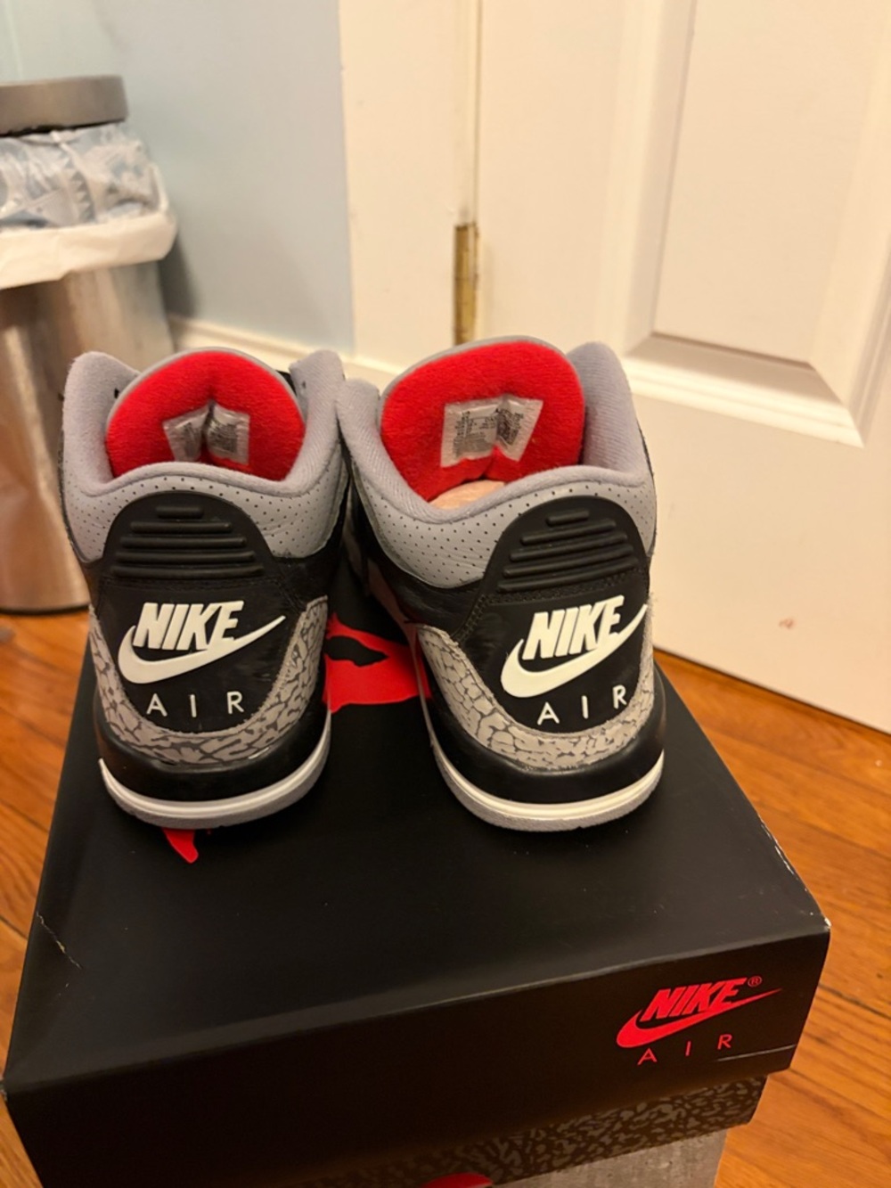 Nike Jordan Black Cement 3 - Picture 3 of 3